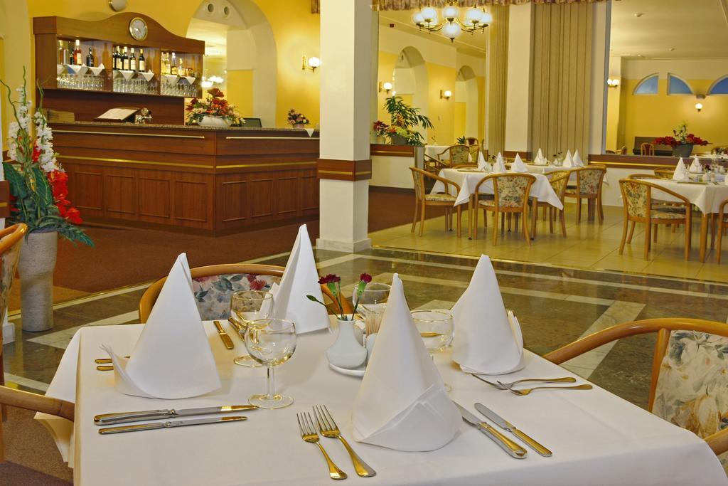 Ensana Vltava Hotel Marianske Lazne Exterior photo