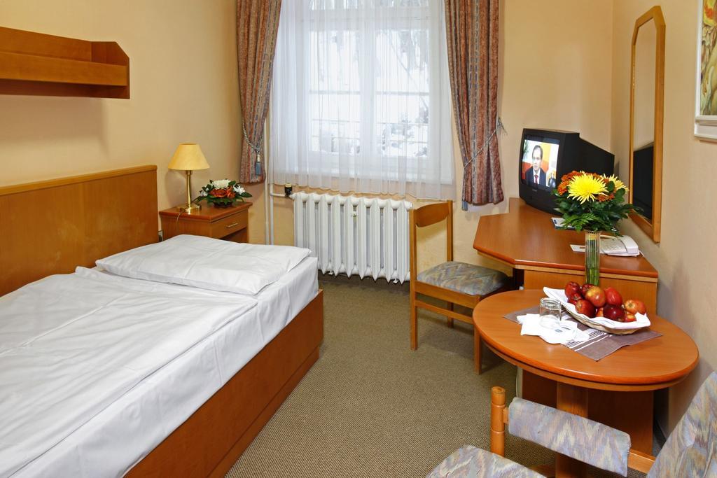 Ensana Vltava Hotel Marianske Lazne Room photo